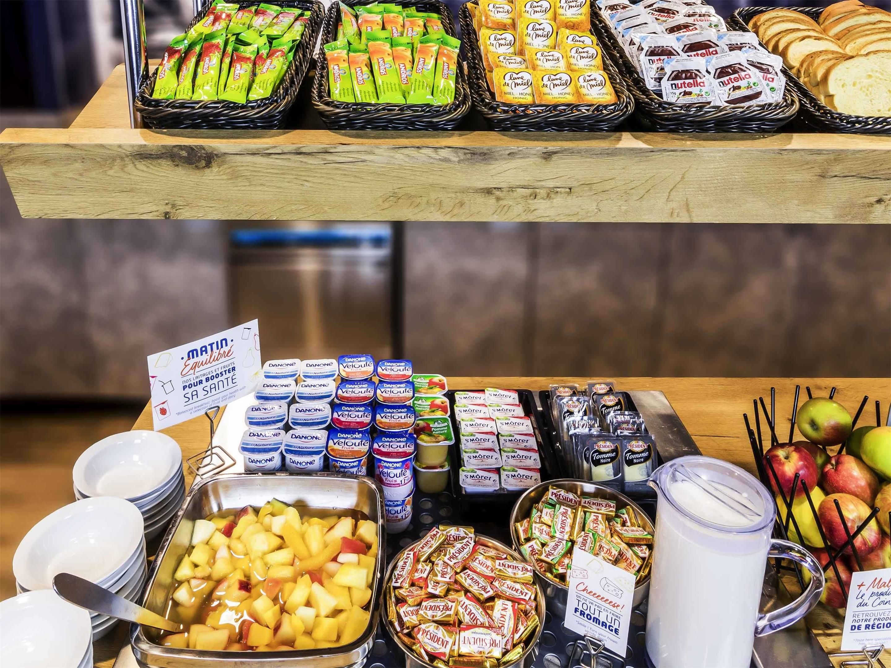Buffet Photo