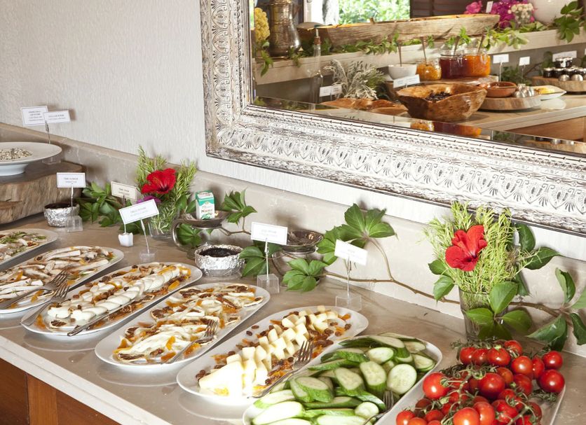 Buffet Photo