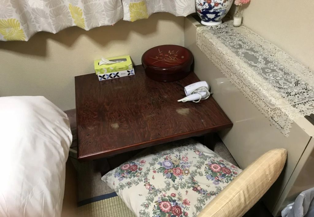Room amenity