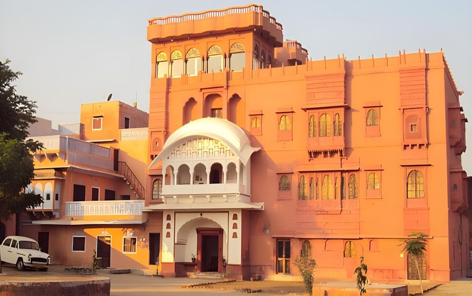 Building Photo