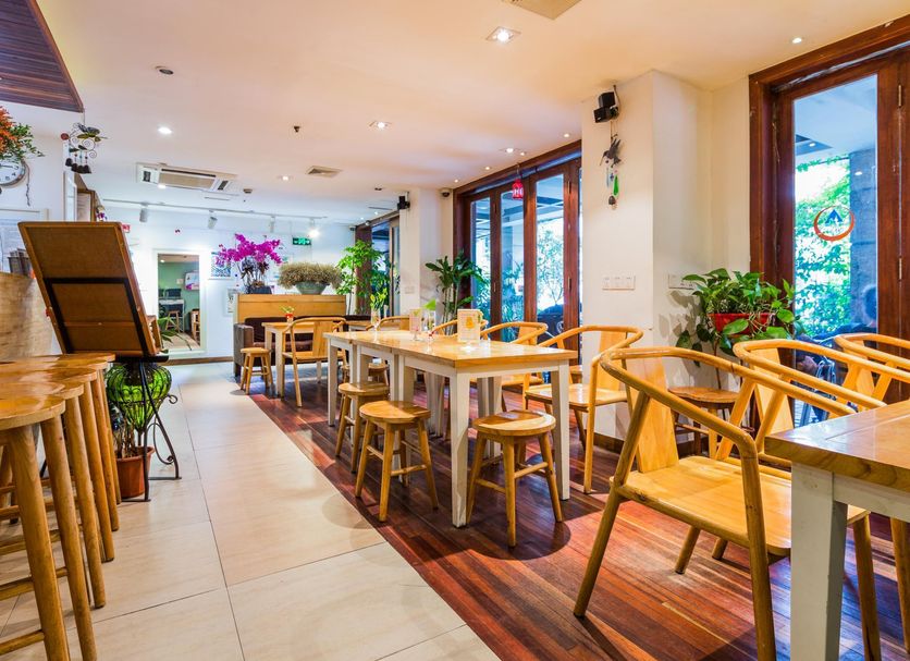 Restaurant Photo