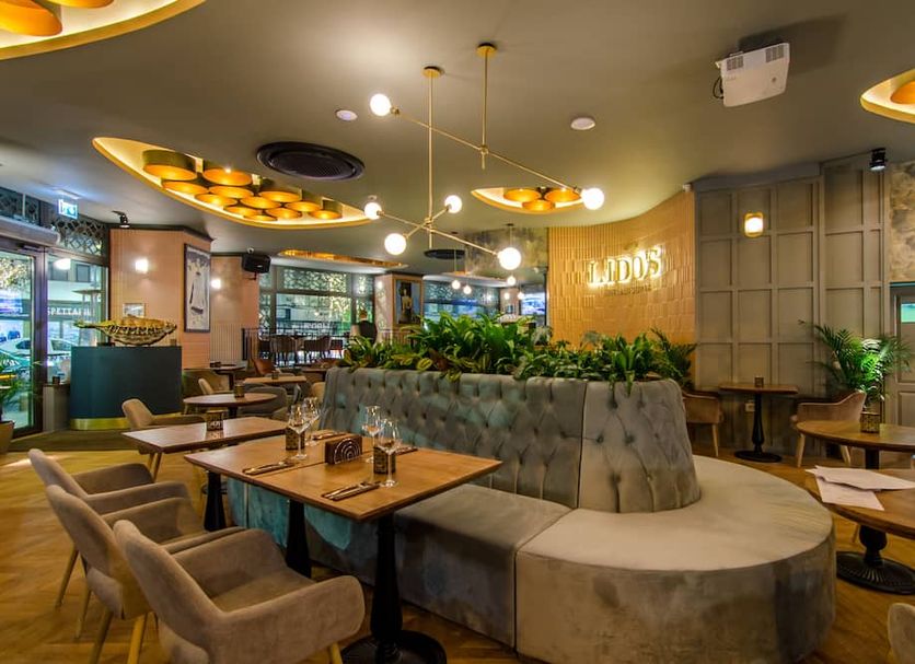 Restaurant Photo