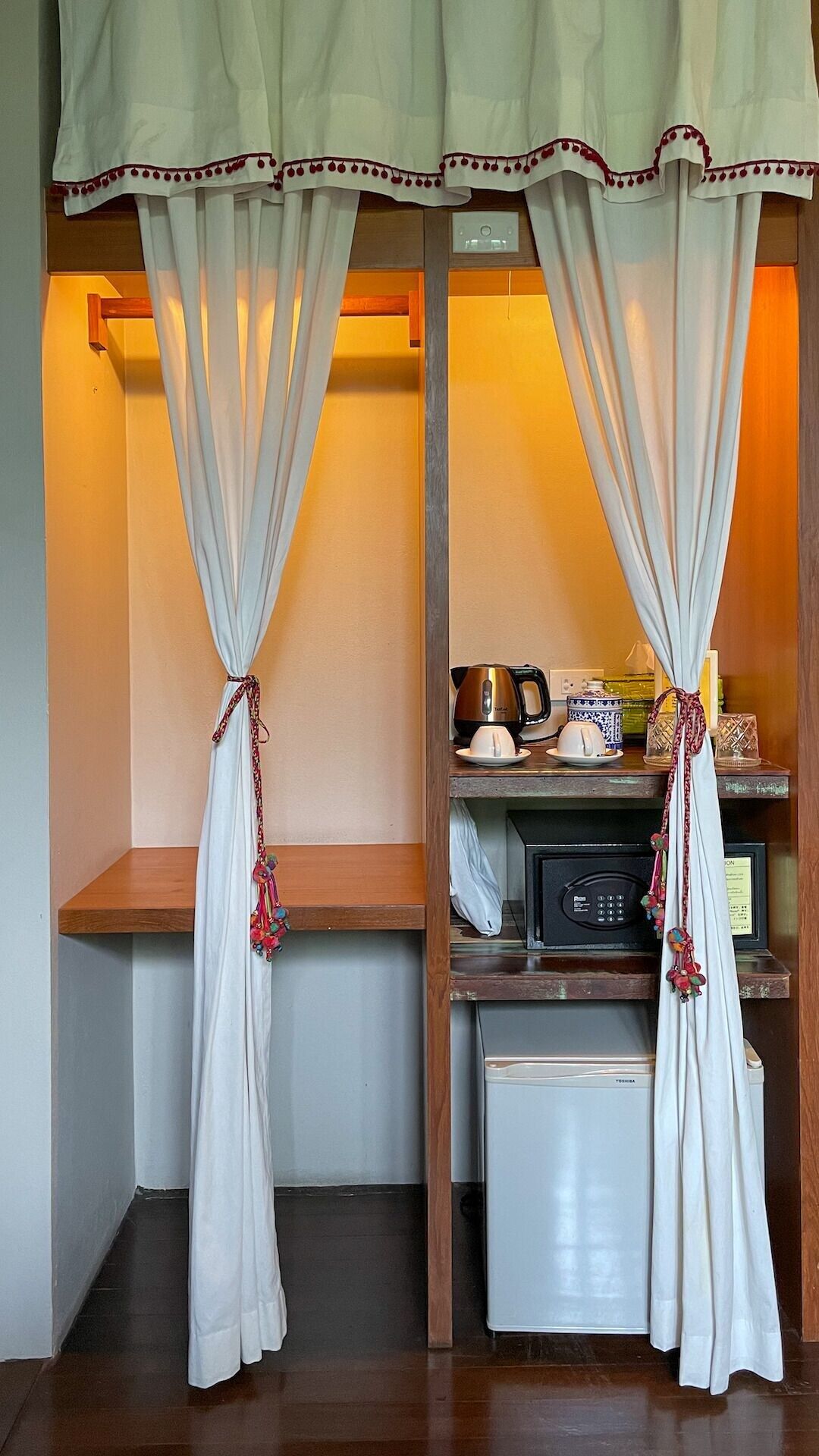 Room amenity
