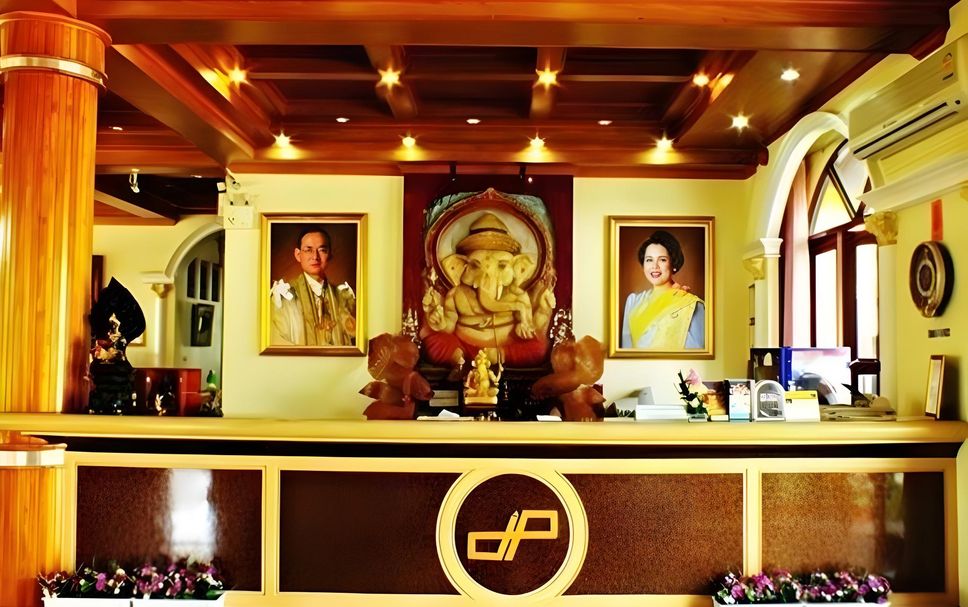 Front desk Photo