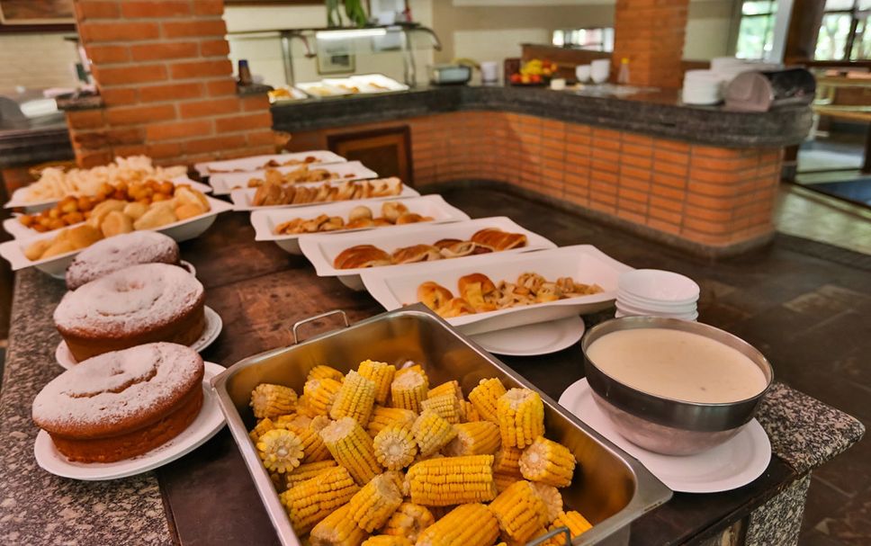 Buffet Photo