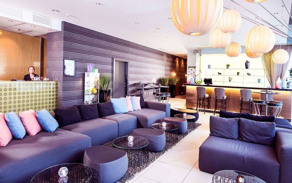 Lounge Photo