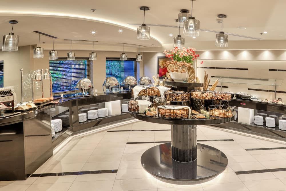 Buffet Photo