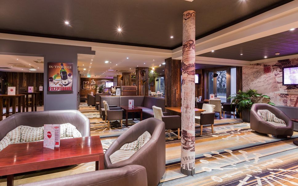 Lounge Photo