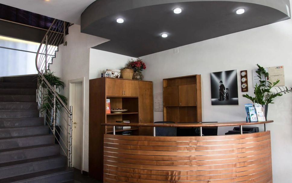 Front desk Photo