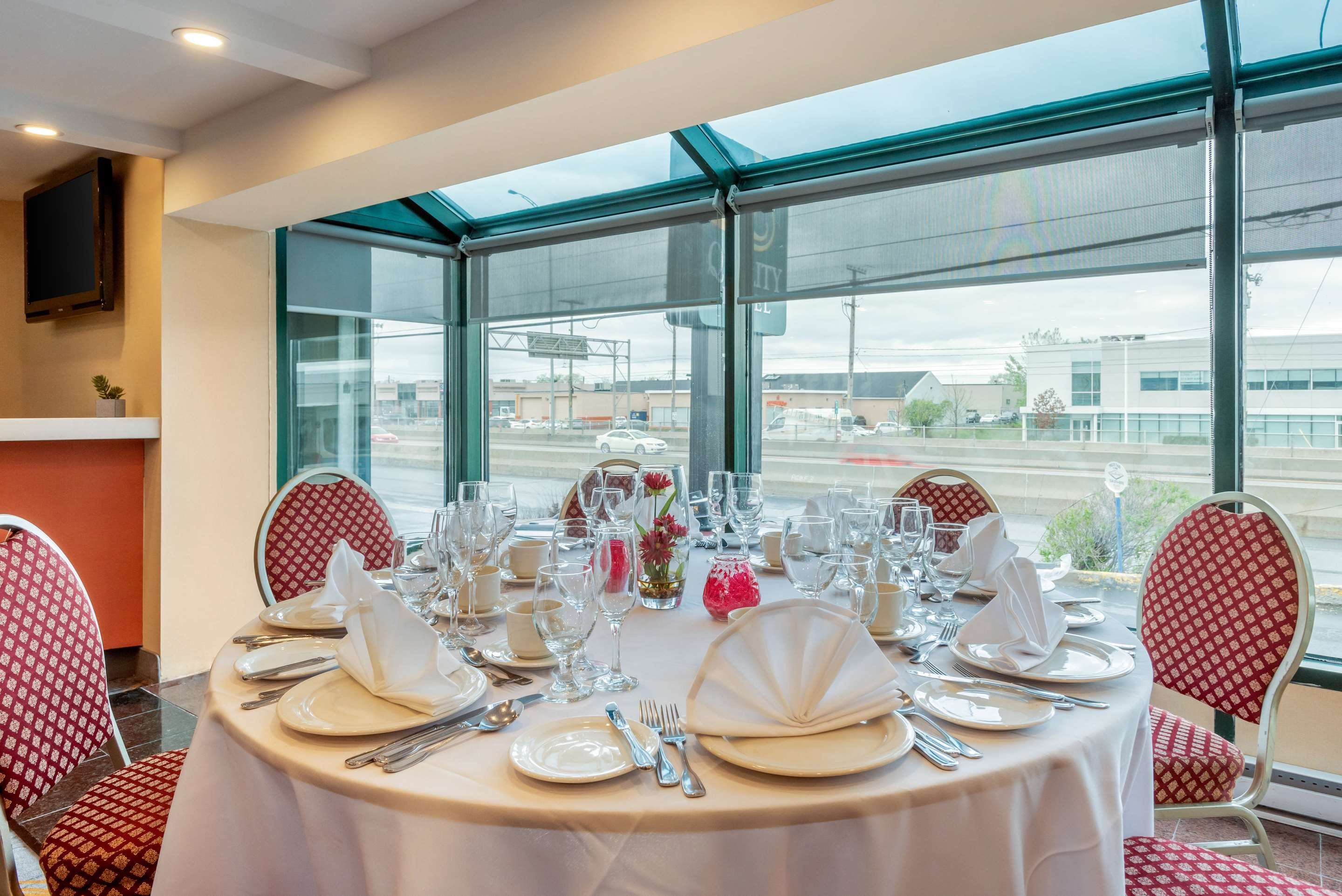 Banquet hall