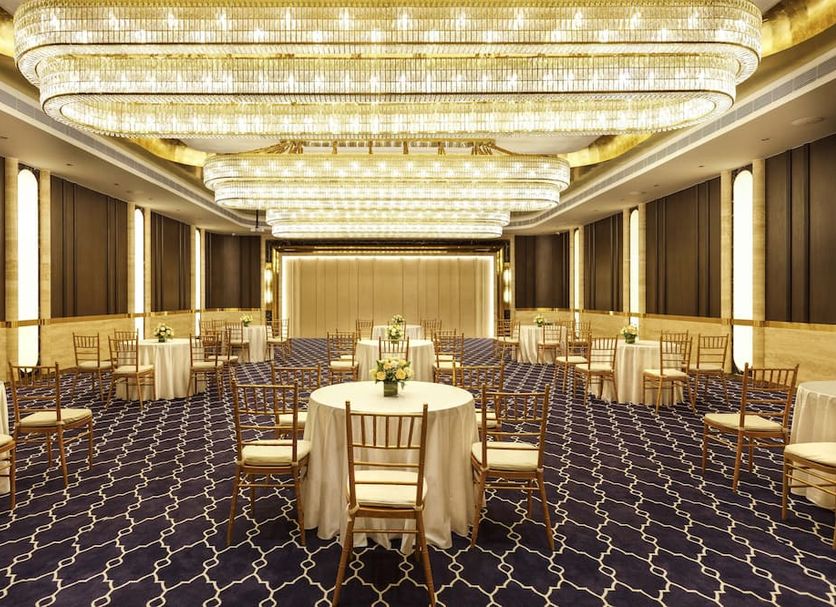 Banquet hall Photo