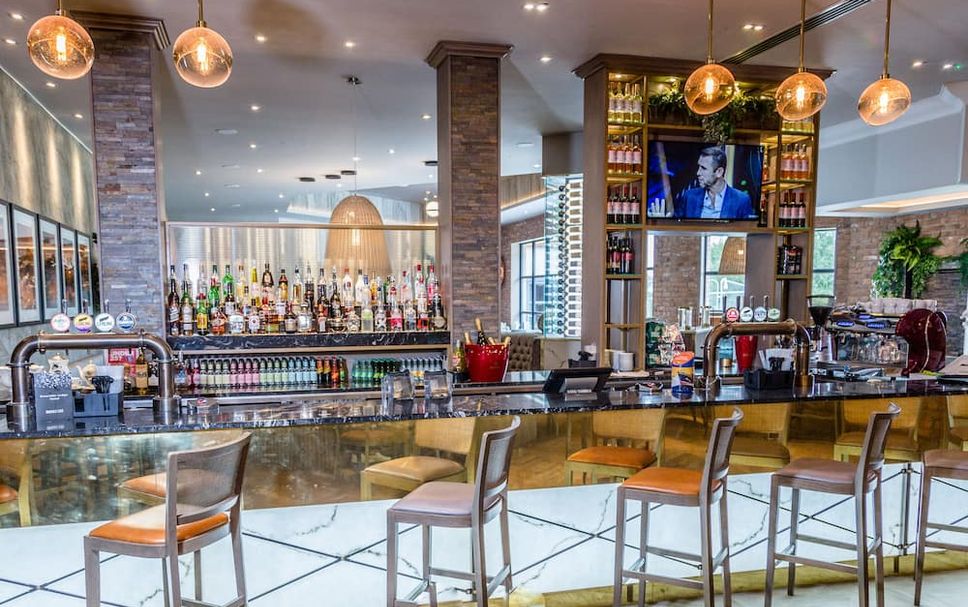 Bar Photo