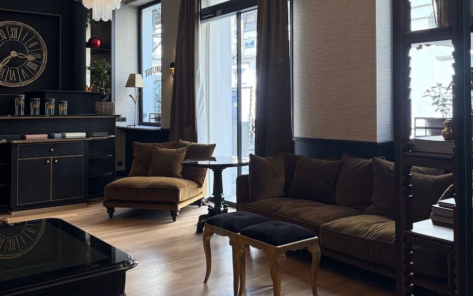 Lounge Photo