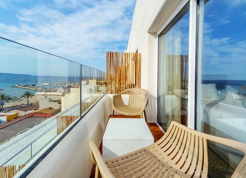Balcony Photo