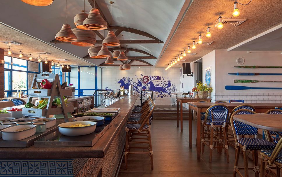 Restaurant Photo
