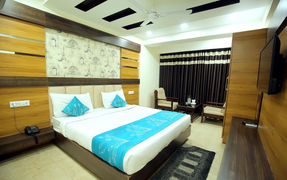 Bedroom Photo