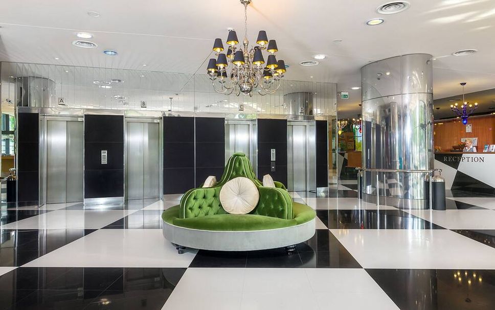 Lobby Photo