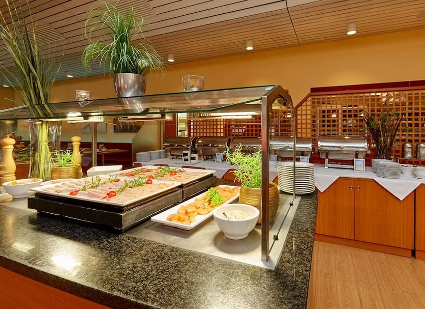 Buffet Photo