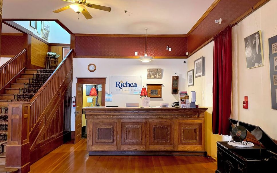 Front desk Photo