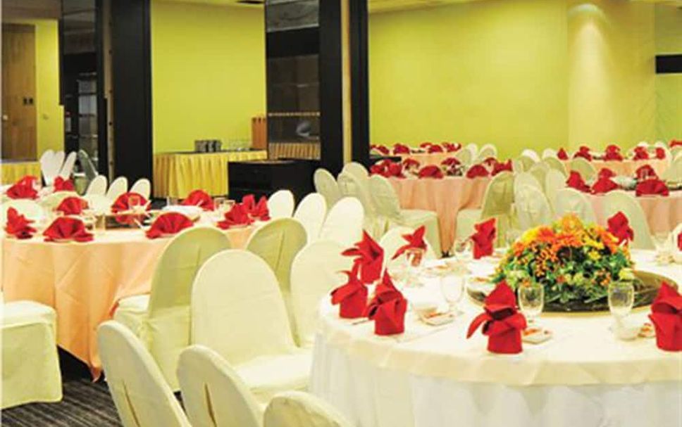 Banquet hall Photo