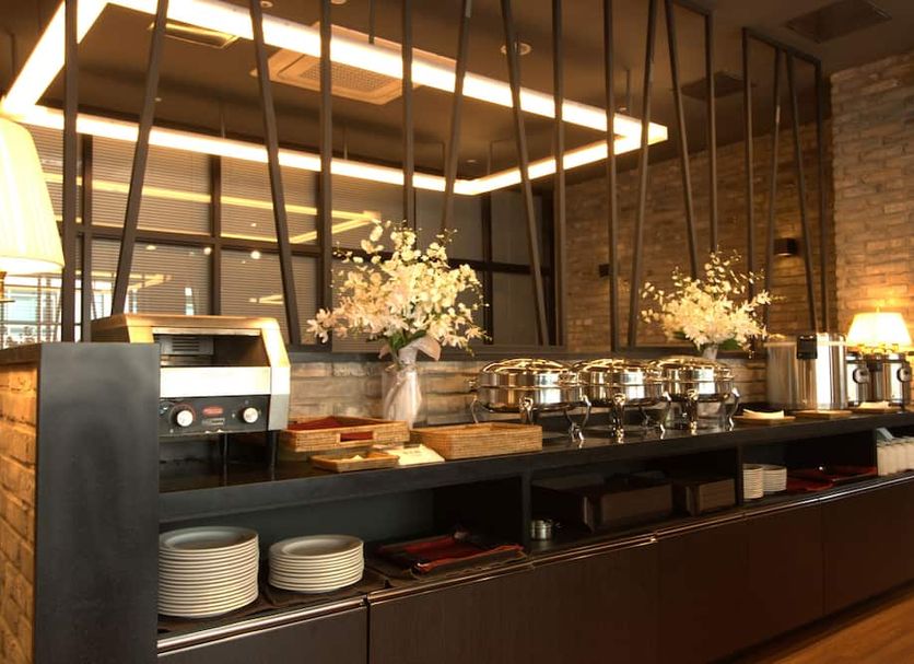 Buffet Photo
