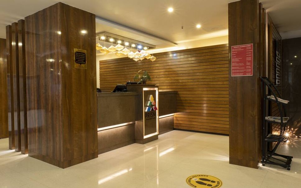 Front desk Photo