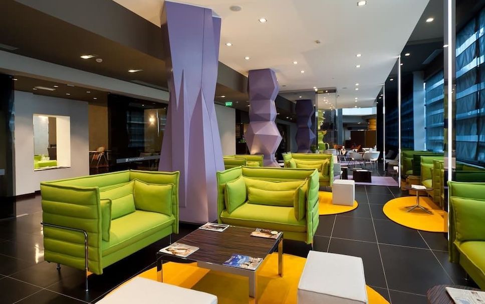 Lounge Photo