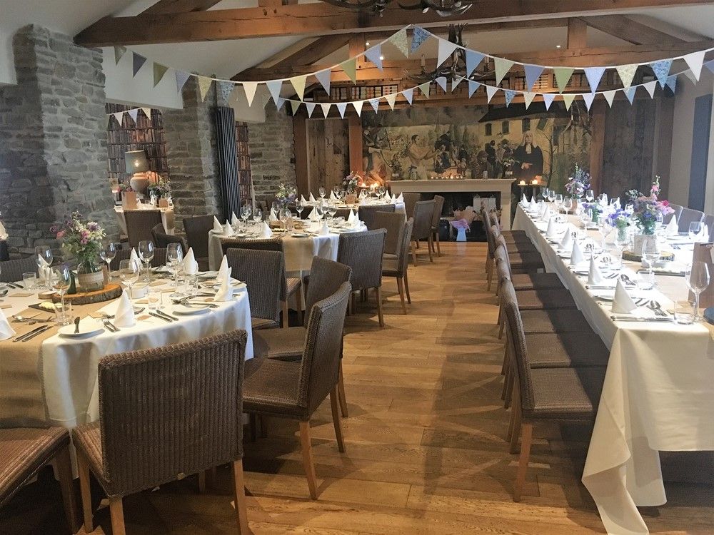 Banquet hall