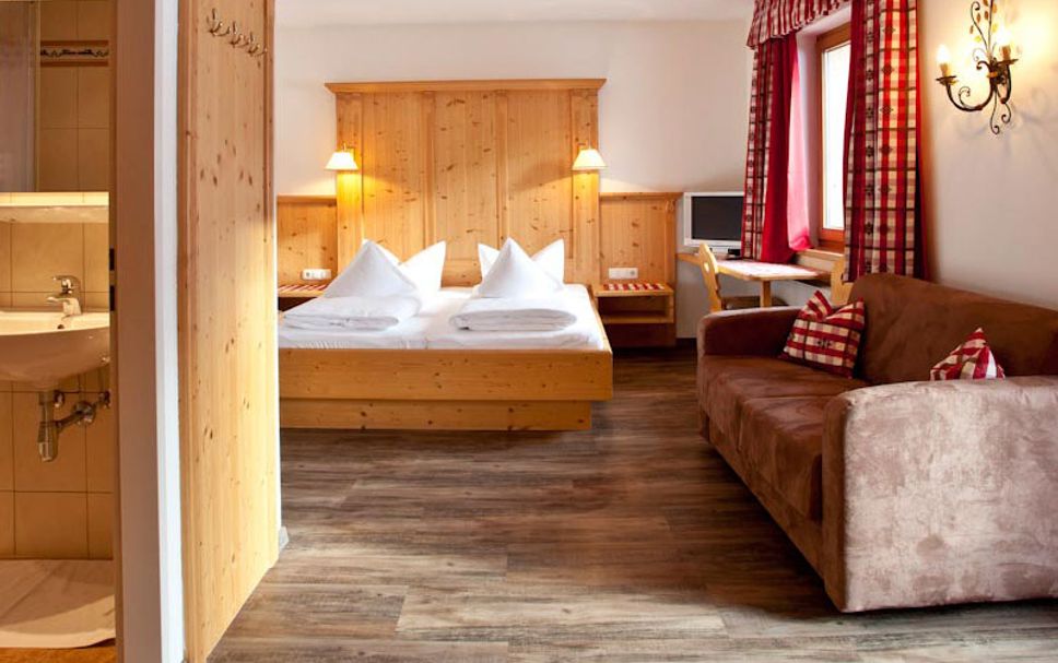 Bedroom Photo