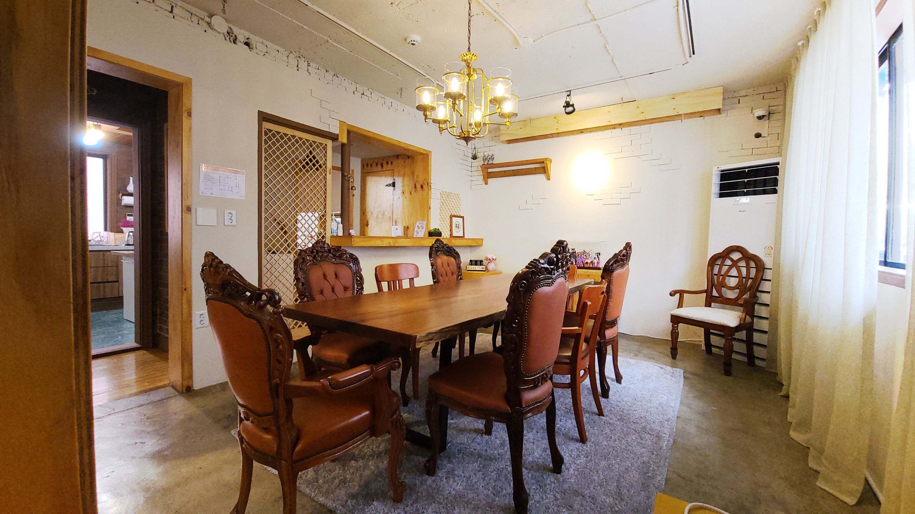 Dining room