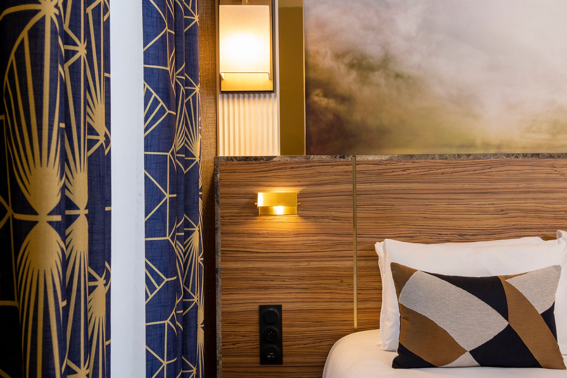 Room amenity