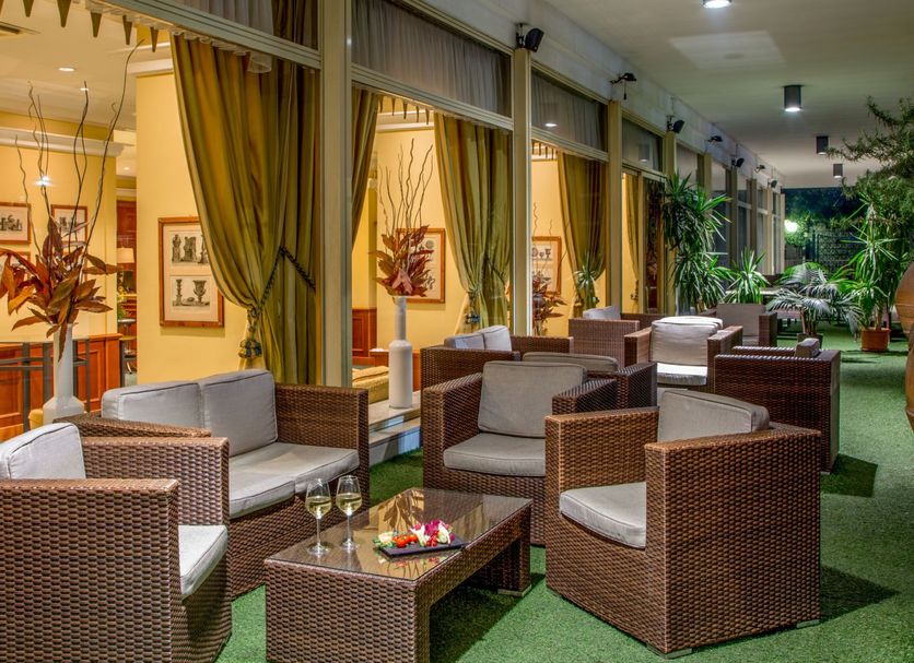 Lounge Photo
