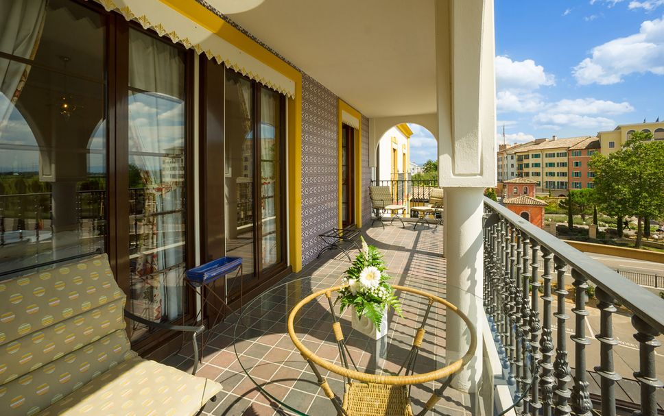 Balcony Photo