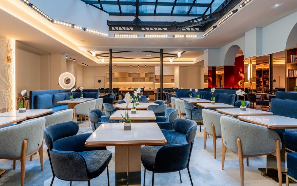 Restaurant Photo