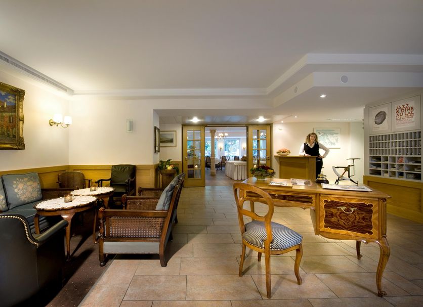 Lobby Photo