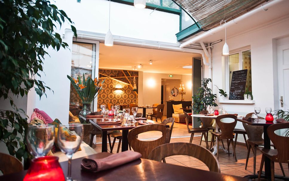 Dining room Photo