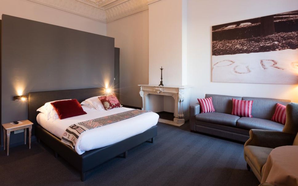 Bedroom Photo