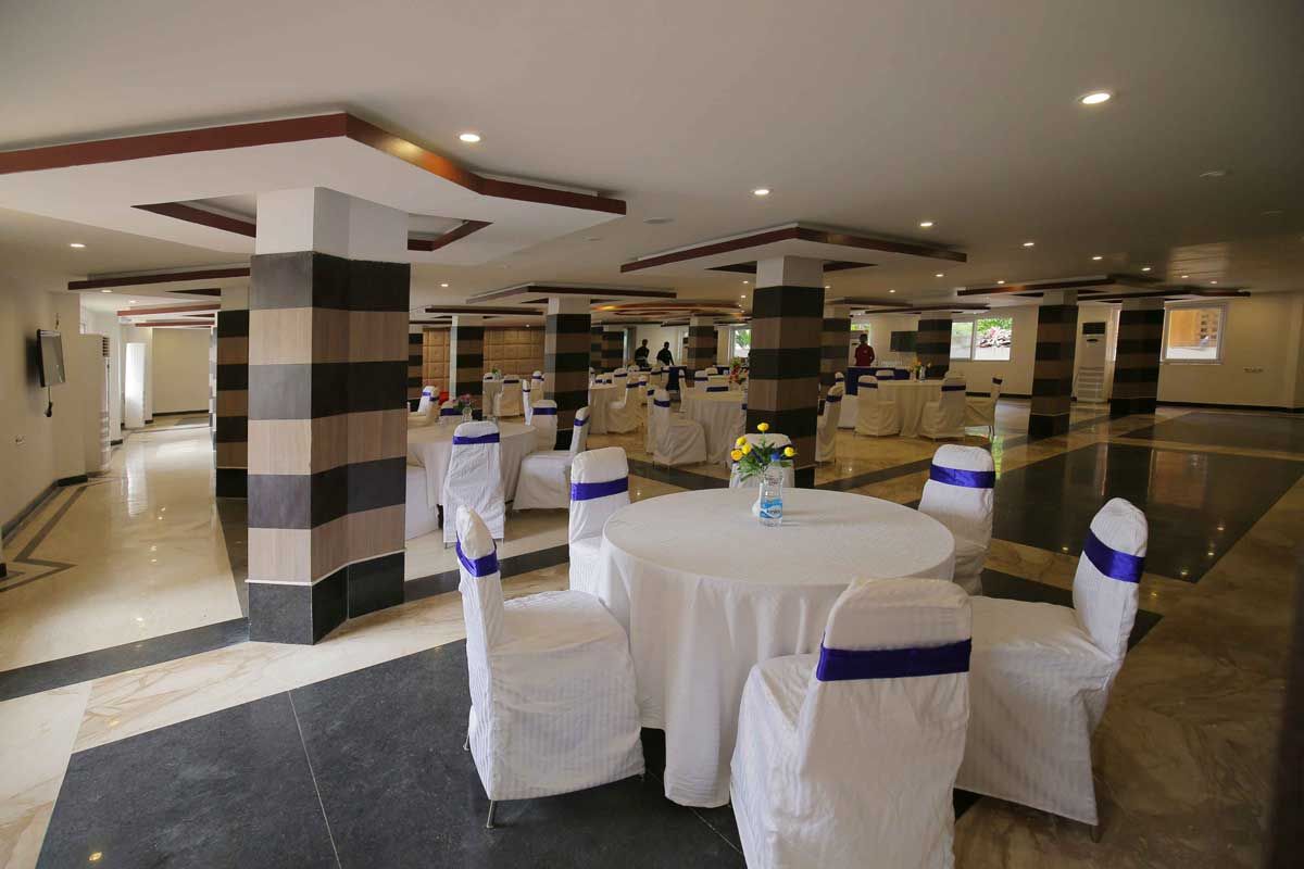 Banquet hall