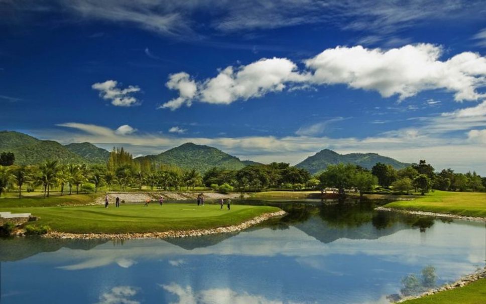 Golf course Photo