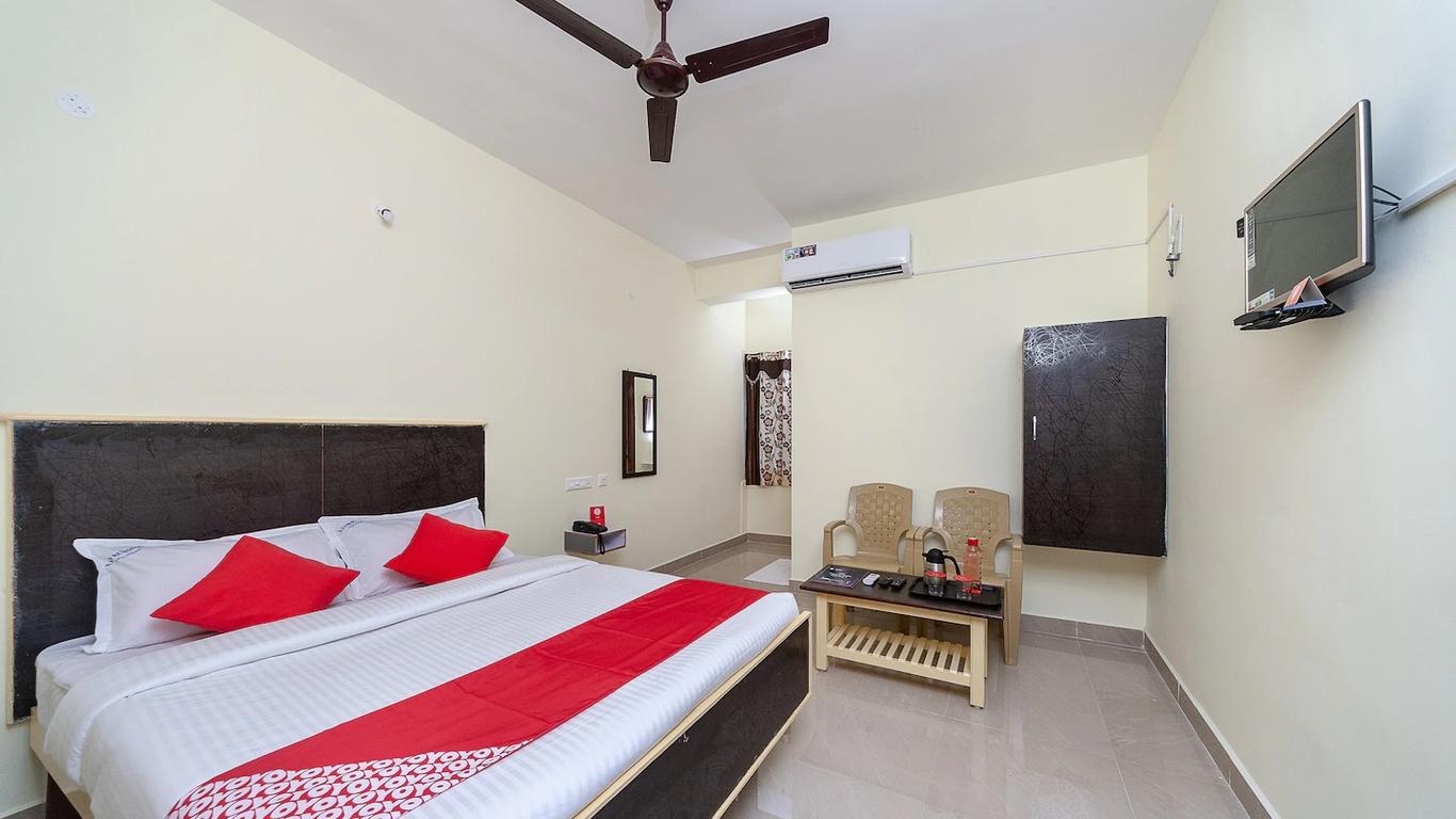 Oyo 19011 Hotel Sannidhi Residency